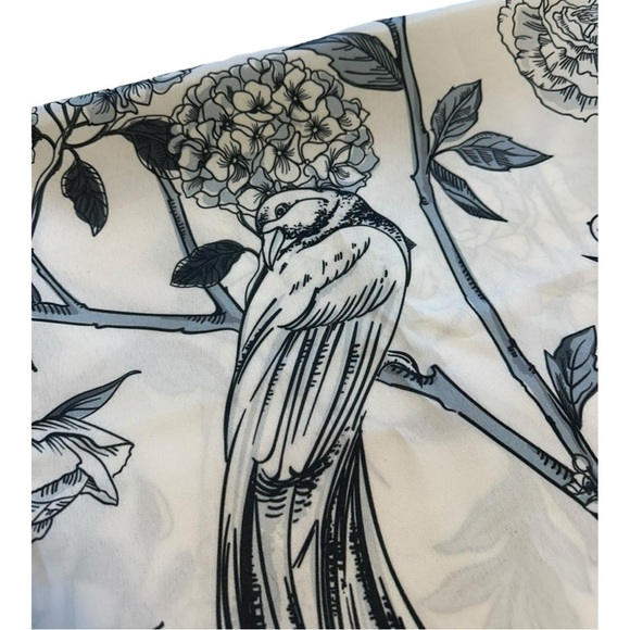 Bird & Toile Floral Pattern Shower Curtain - NEW! - Picture 5 of 9